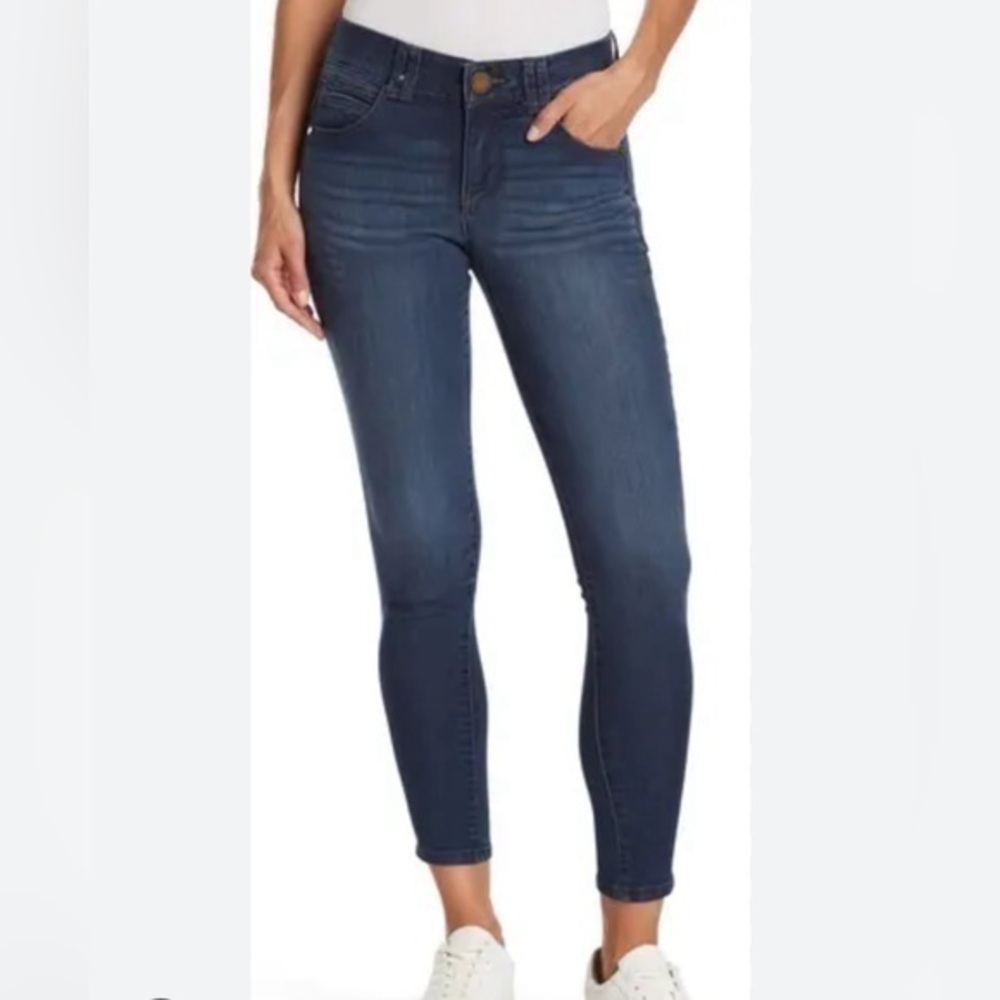 Democracy Ab Technology Dark Wash Mid Rise Cropped Skinny Jeans 6